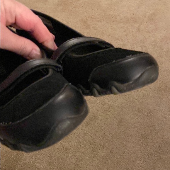 Skechers “SASSIES” Black Wedge Loafers with Suede Finish - Picture 4 of 10